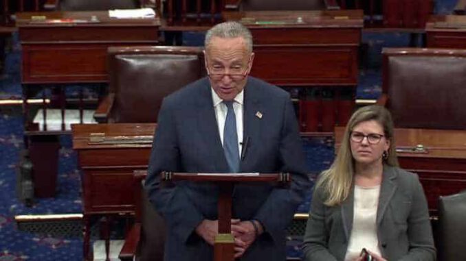 Demokrat Senatör Trump’ın İran’a Savaş Açma Yetkisi Yok