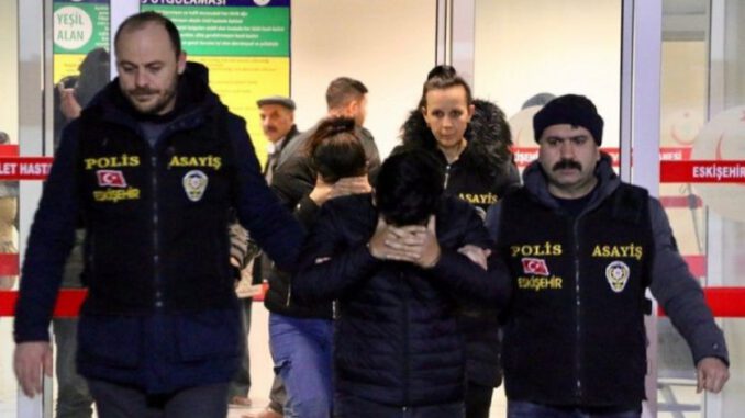 İkinci El Sitesinde Dolandırıcılık Ürün Yerine Cinsel İçerikli Fotoğraf Gönderdiler