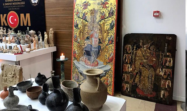 İstanbul'da Tarihi Eser Operasyonu Bin 134 Eser Ele Geçirildi