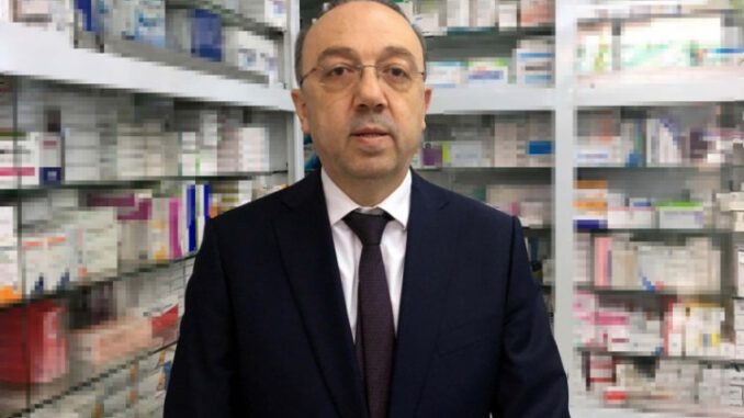 Muadil İlaç Veren Eczacı Darp Edildi