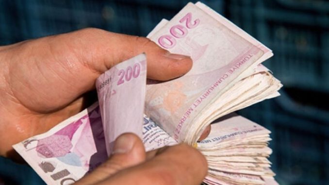 SSK ve Bağkur Emeklilerinin Zamlı Maaşları Yarın Hesaplarda