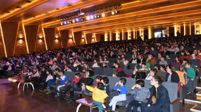 Bursa Gemlik'te Çocuk Etkinlikleri Festivaline Yoğun İlgi