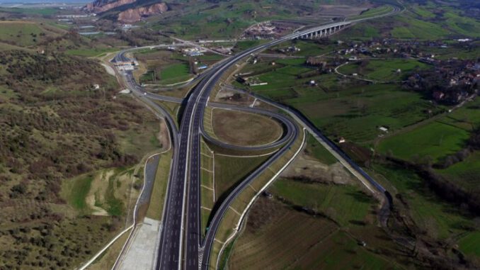 Bursa'dan da geçen Gebze-Orhangazi-İzmir otoyolu satılıyor