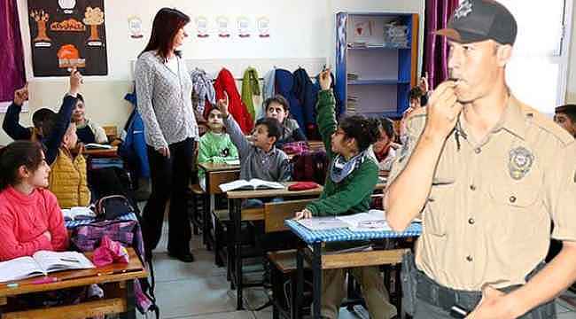 sozlesmeli-ogretmen-lise-mezunu-bekciden-yuzde-10-7-az-kazaniyor