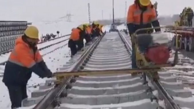 YHT Çalışmaları Hızla Sürüyor